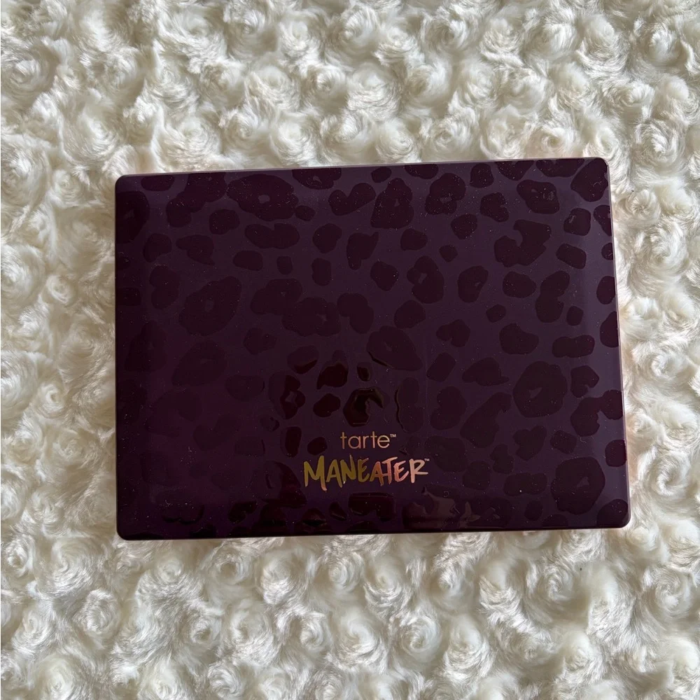 New Tarte Maneater Nightfall Eyeshadow Palette - Rich Jewel Tones